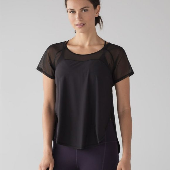 Looking for Lululemon Anew Short Sleeve Tee Size 6 Any color - Picture 4 of 5